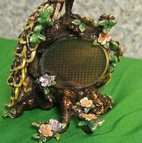 𝑬𝒍𝒆𝒈𝒂𝒏𝒕 𝑽𝒕𝒈.𝑩𝒆𝒋𝒆𝒘𝒆𝒍𝒆𝒅 𝑷𝒆𝒂𝒄𝒐𝒄𝒌 𝑽𝒂𝒏𝒊𝒕𝒚 𝑪𝒍𝒐𝒄𝒌 - Picture 11 of 15